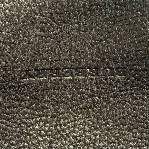 Burberry Maidstone Medium Tote Bag in Leather and House Check Canvas - Picture 11 of 12